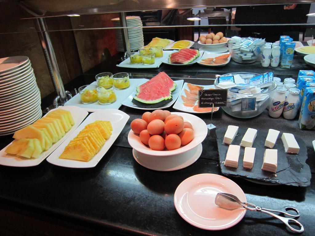 Silken Sant Gervasi Hotel Barcelona Ngoại thất bức ảnh
